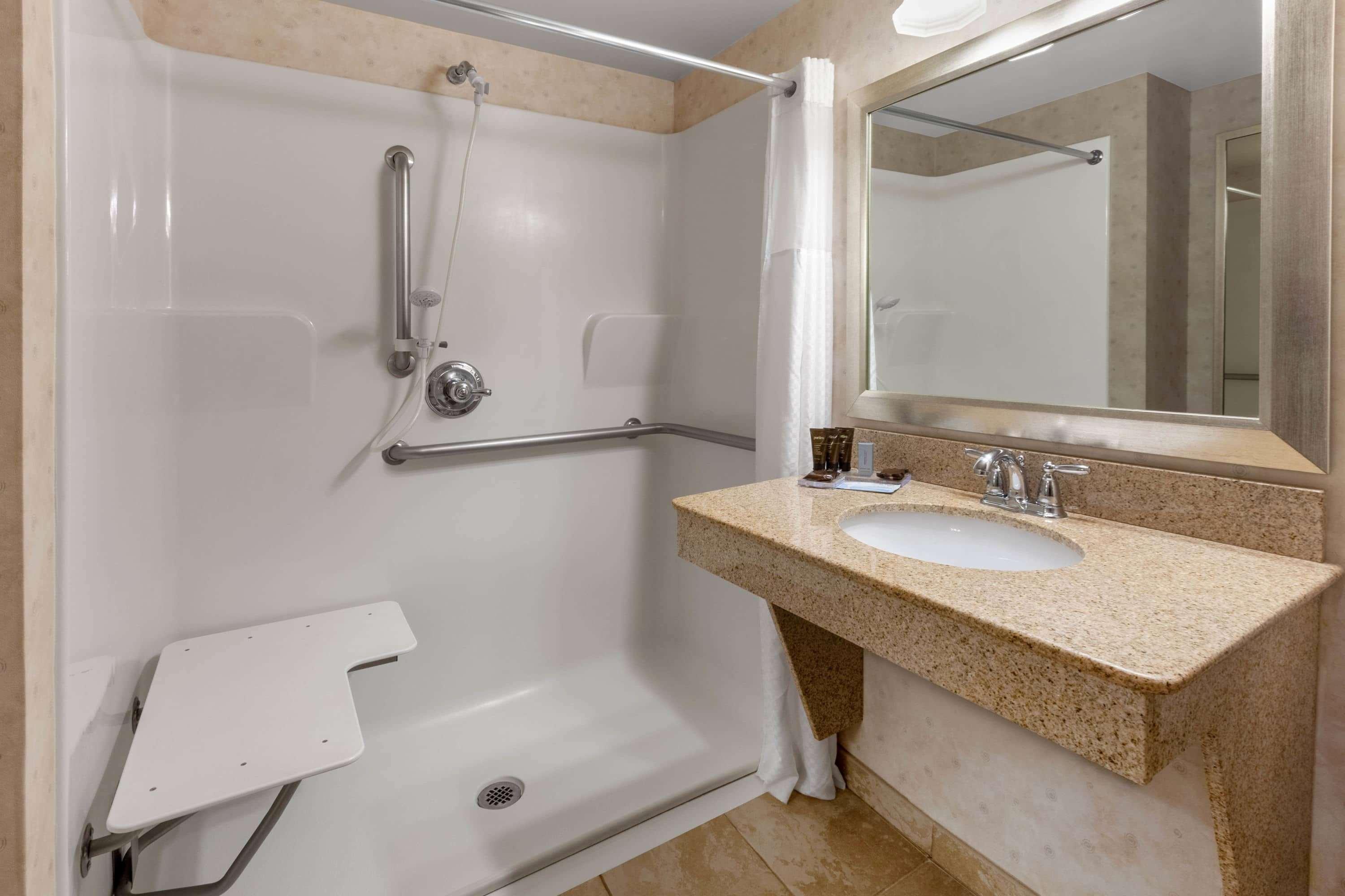 Wingate By Wyndham Erie Hotel Luaran gambar