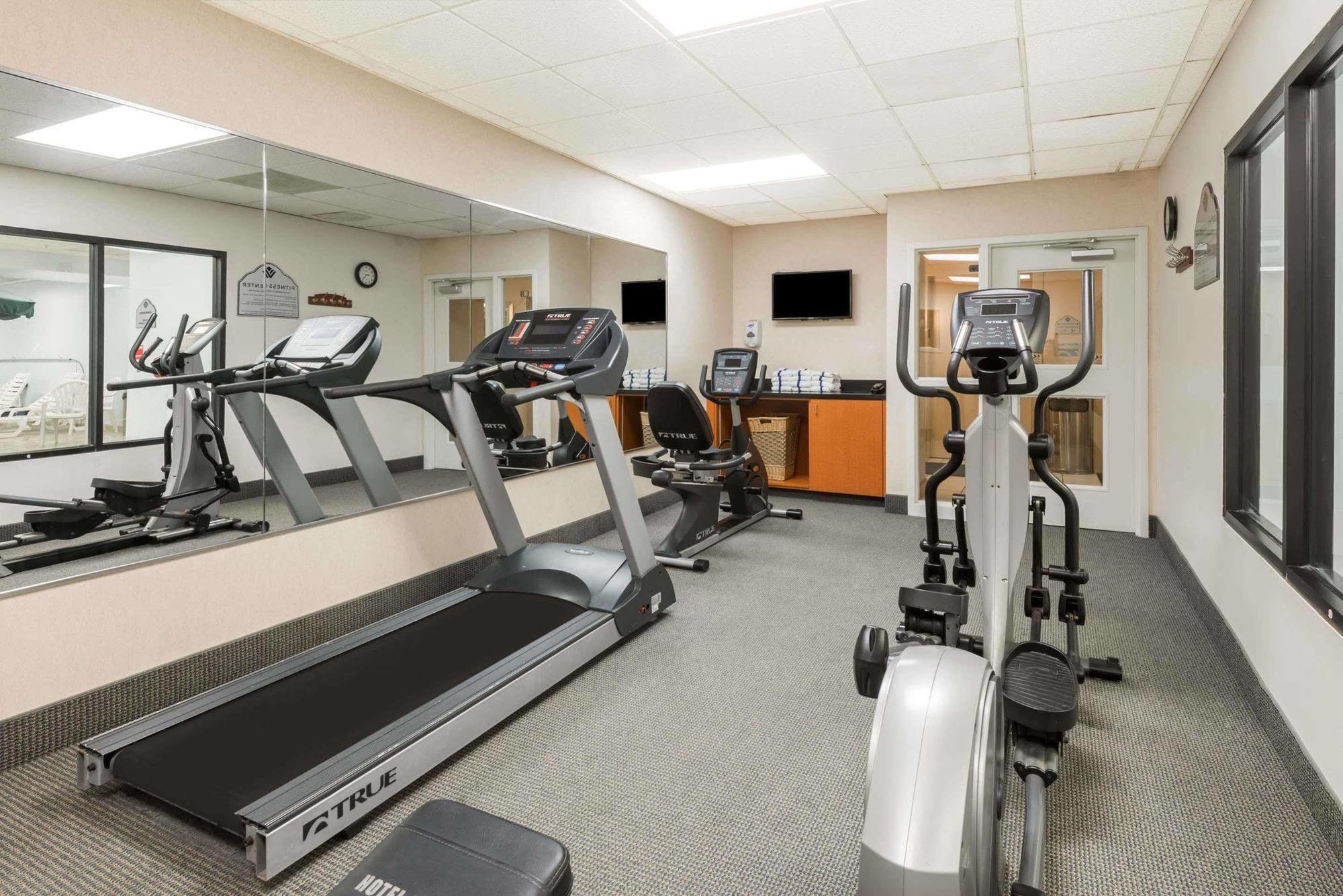 Wingate By Wyndham Erie Hotel Luaran gambar